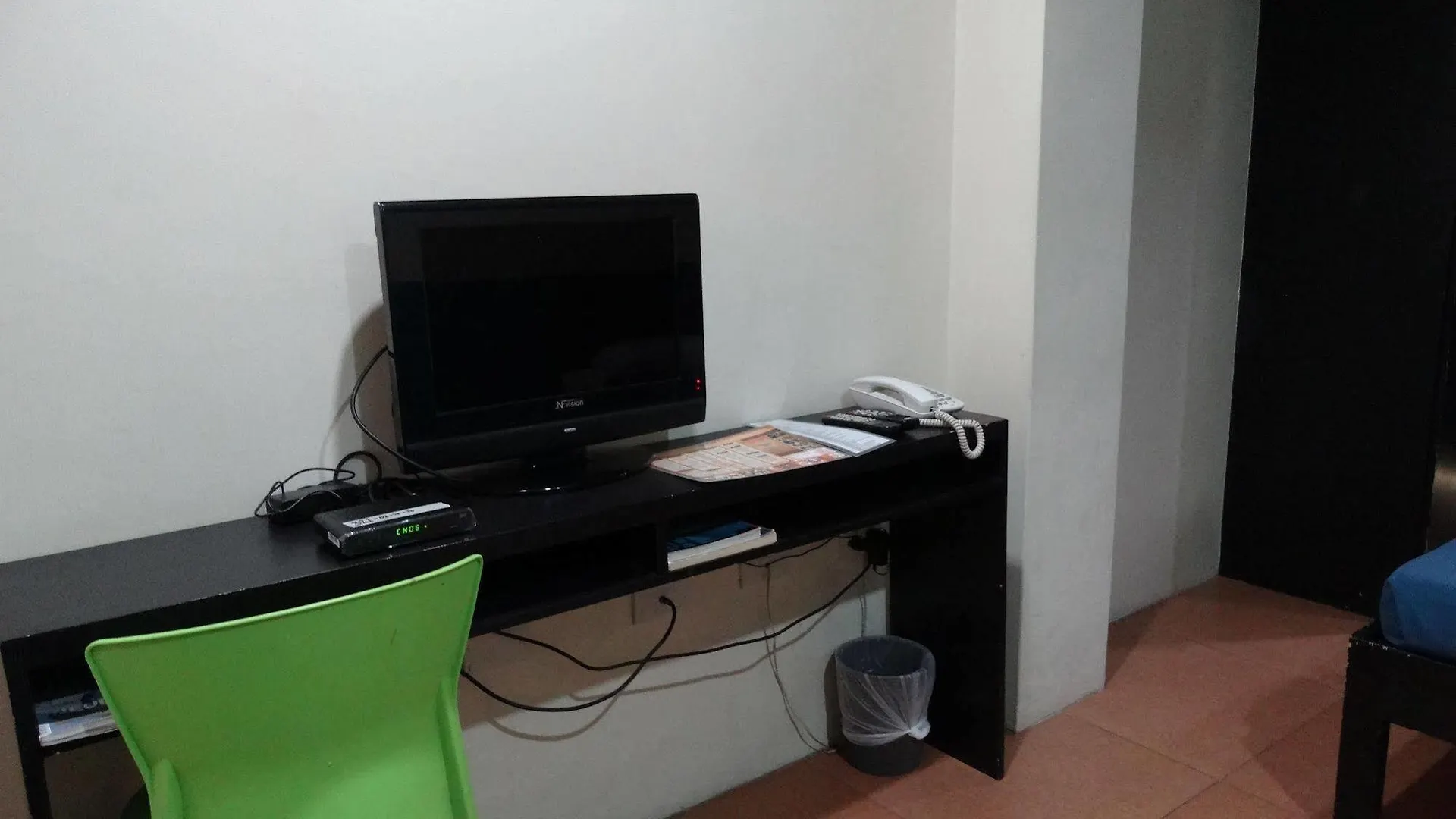 North Zen Basic Spaces Davao 3*,