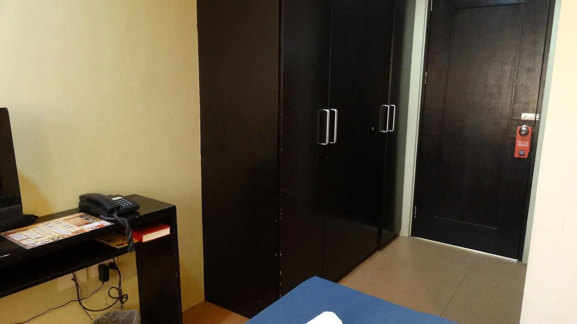 North Zen Basic Spaces Hotel Davao 3*,